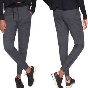 ATHLETA Flux Street Jogger Size Medium Charcoal Grey Heather